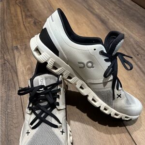 On Cloud X 3 Women’s Running Shoes 10.5